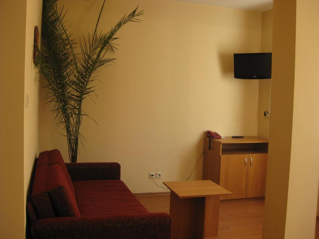 Family Hotel Veronika Dewin Exterior foto