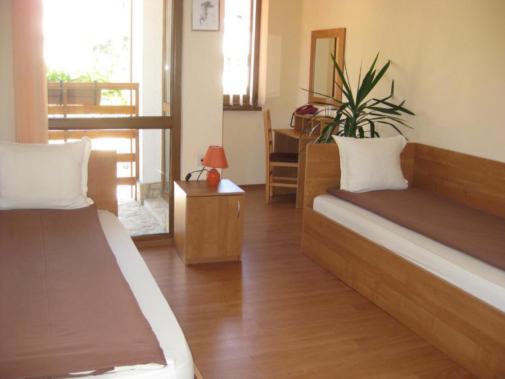 Family Hotel Veronika Dewin Zimmer foto