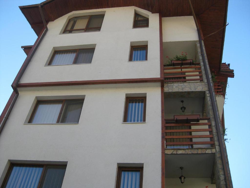Family Hotel Veronika Dewin Exterior foto