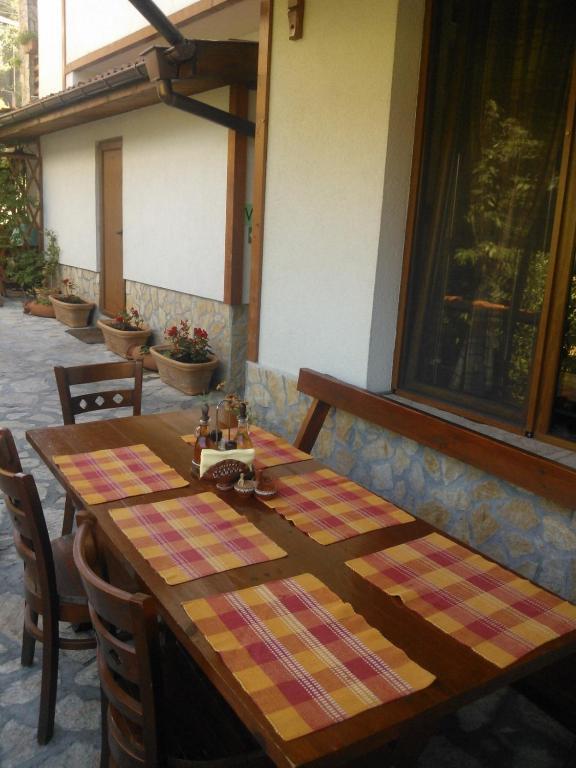 Family Hotel Veronika Dewin Exterior foto