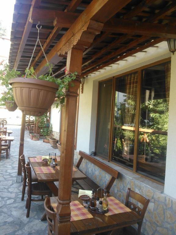 Family Hotel Veronika Dewin Exterior foto