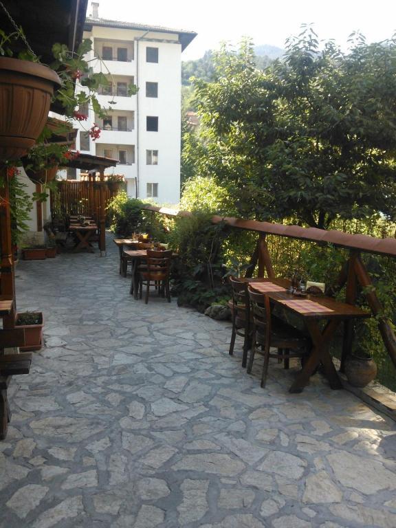 Family Hotel Veronika Dewin Exterior foto