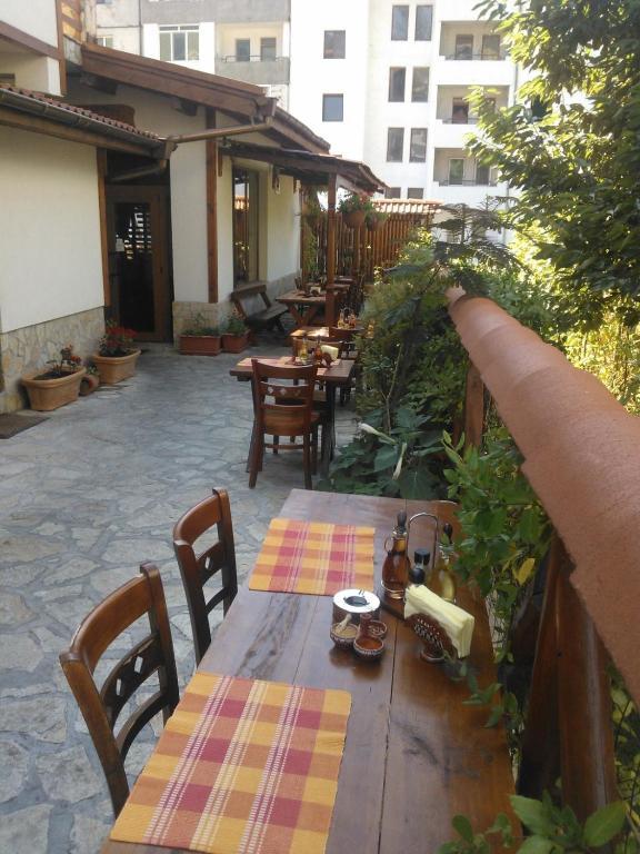 Family Hotel Veronika Dewin Exterior foto